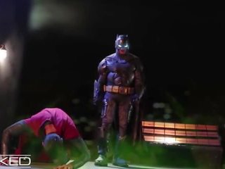 Batman & superman topelt meeskond imestama naine