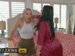 Brazzers - PAWG Lesbians Abella Danger & Payton Preslee Squirt