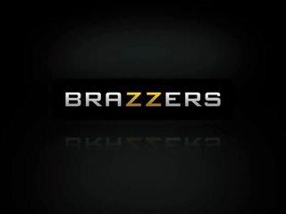Brazzers - บุคคลทั่วไป เช่น มัน ใหญ่ - ร้อน แม่ผมอยากเอาคนแก่ fucks หนุ่ม ผู้ชาย ใน the อาบน้ำ ฉาก starring francesca le และ keiran ที่กำบัง