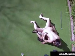 Meximilf gabby quinteros magnificent fucked na golf zelená.