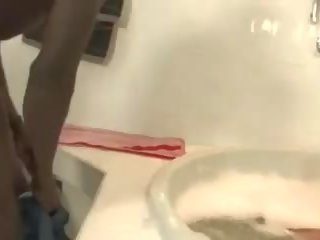 Волохата білявка perfected в ванна кімната, безкоштовно ххх кліп a4