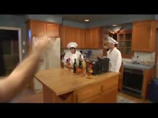 Chef মজা করা demonstrating ডিলডো এবং fuc