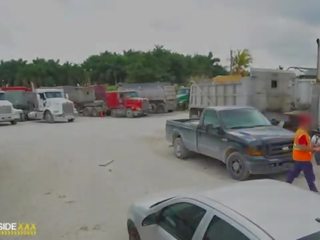 Roadside - Spicy Latina fucks a big shaft to free her car